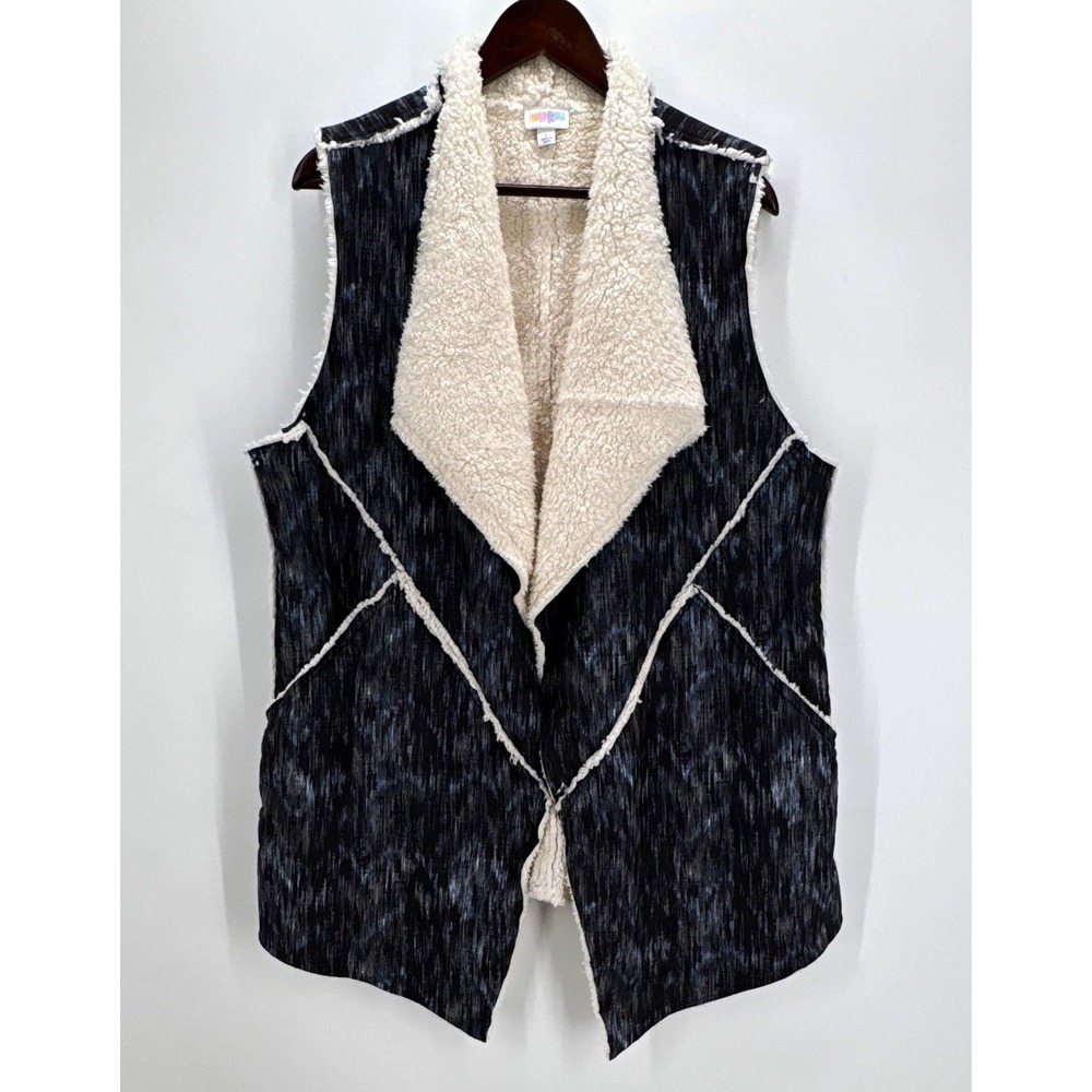 LuLaRoe Black Gray Textured Faux Shearling Vest Hooded Sherpa L Boho Western